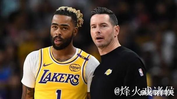 官宣:湖人与篮网达成交易 拉塞尔换锋线神将 官宣:湖人与篮网达成交易 拉塞尔换锋线神将